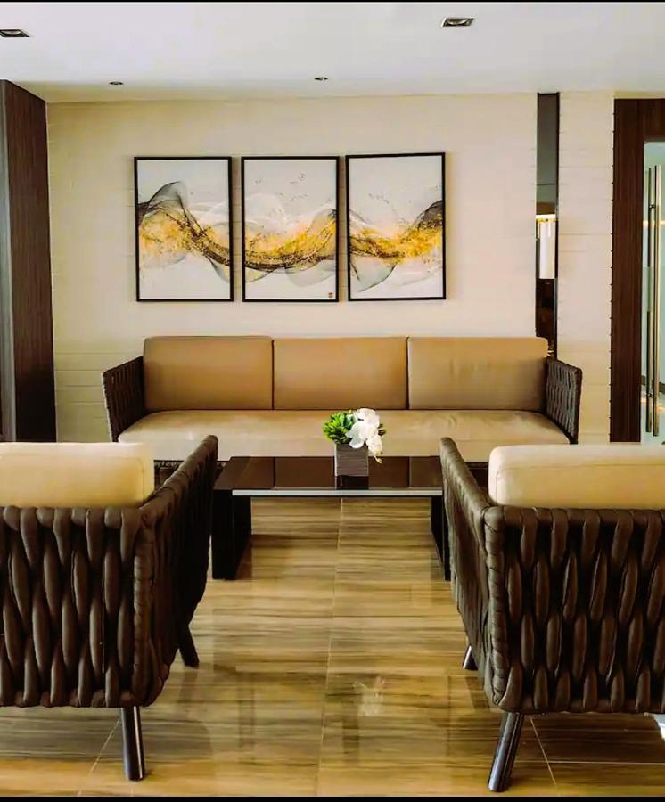 Air Residences Condominium Deluxe マニラ市 エクステリア 写真