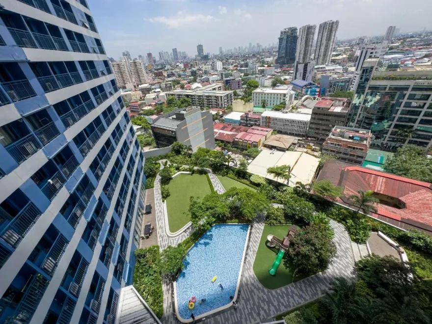 Air Residences Condominium Deluxe マニラ市 エクステリア 写真